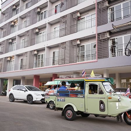 Chompu Nakarin Apartment Trang Eksteriør bilde