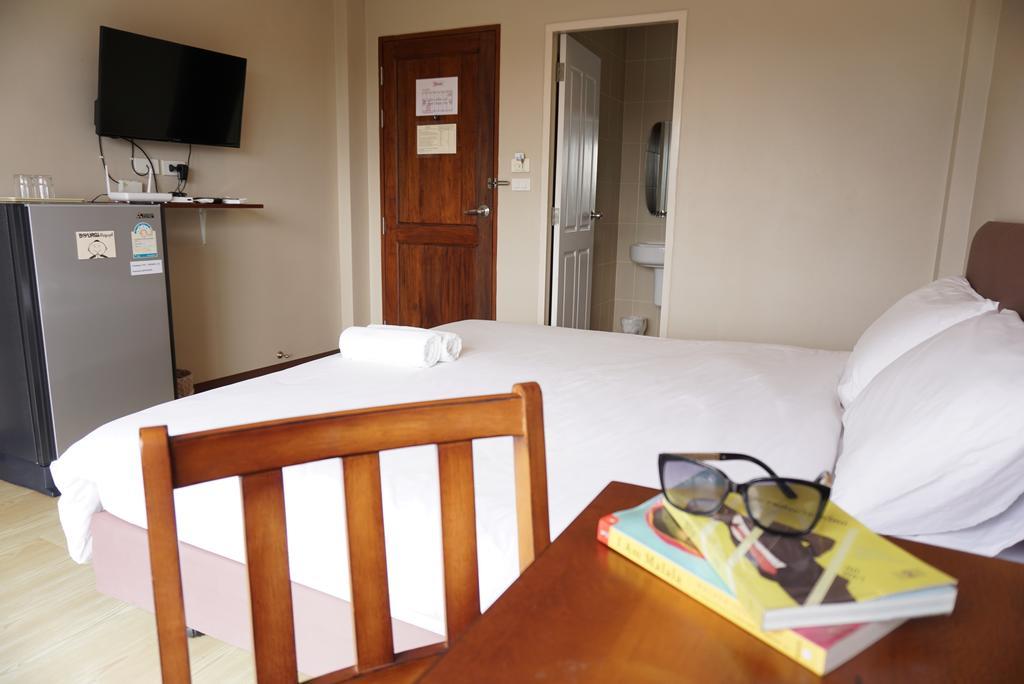 Chompu Nakarin Apartment Trang Eksteriør bilde