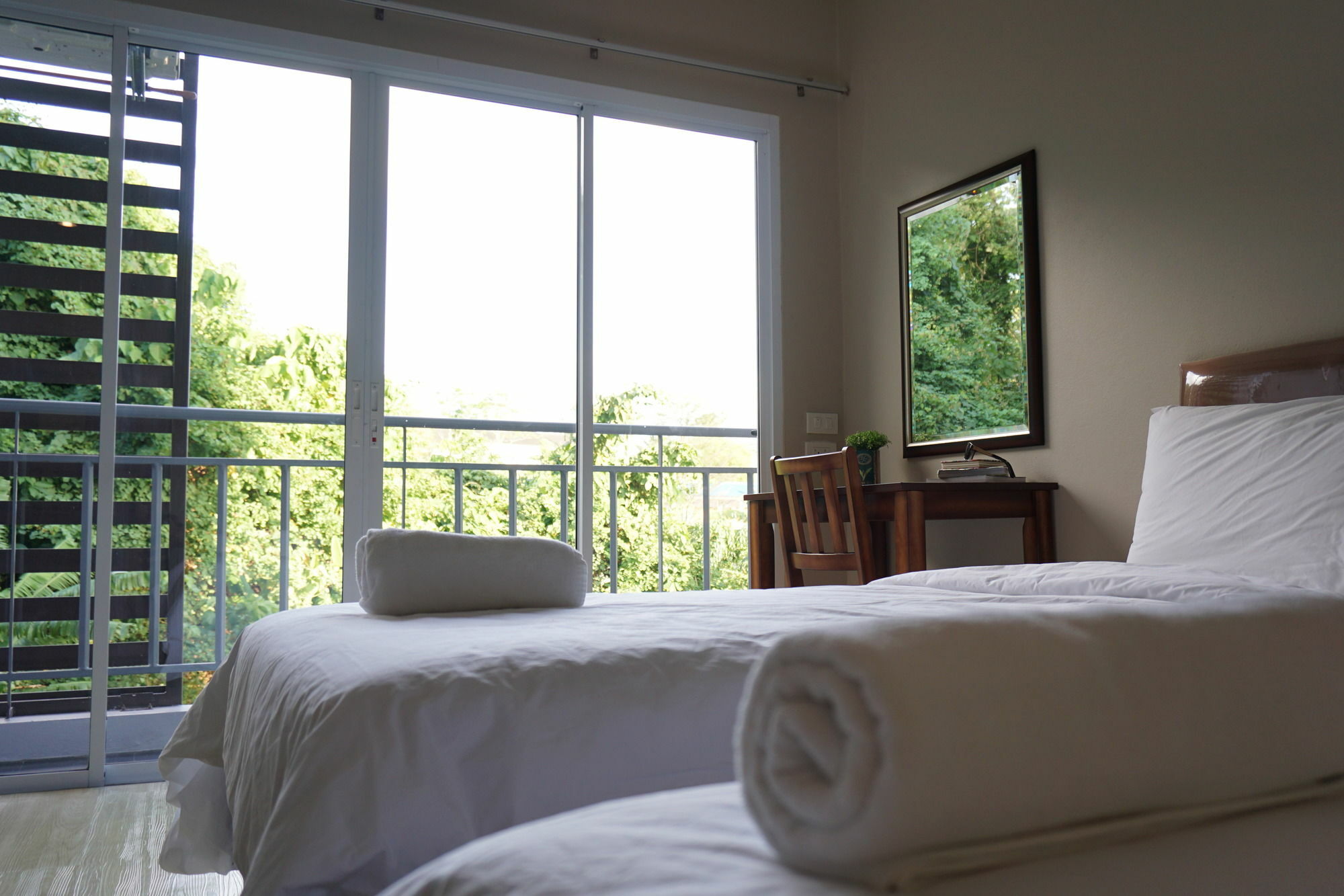 Chompu Nakarin Apartment Trang Eksteriør bilde